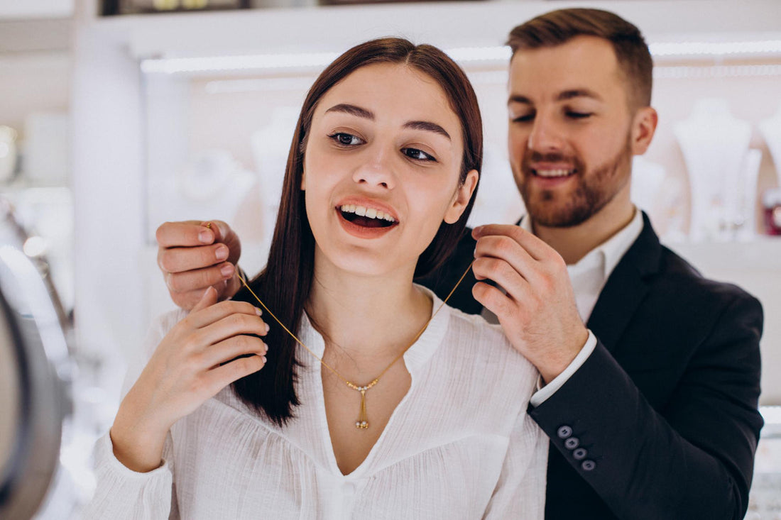 Choosing the Right Jewellery for Your Face Shape & Outfit