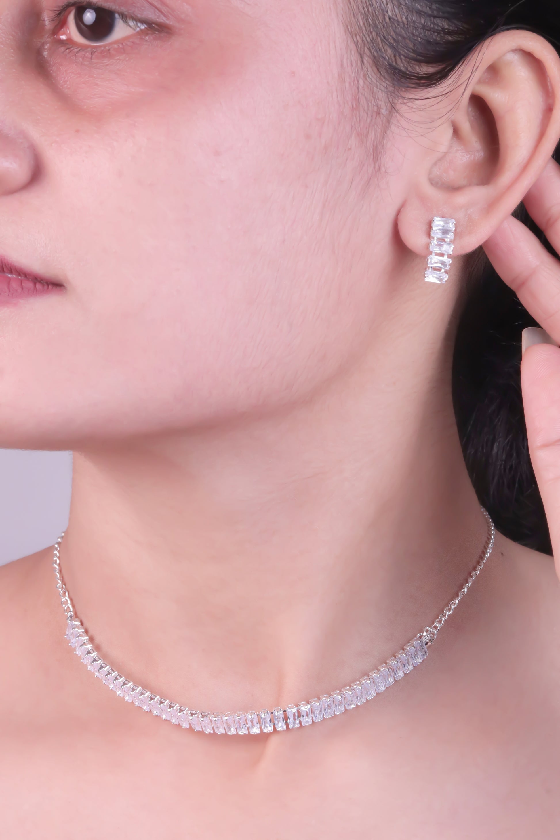 Straight Line Diamond Set For Women
