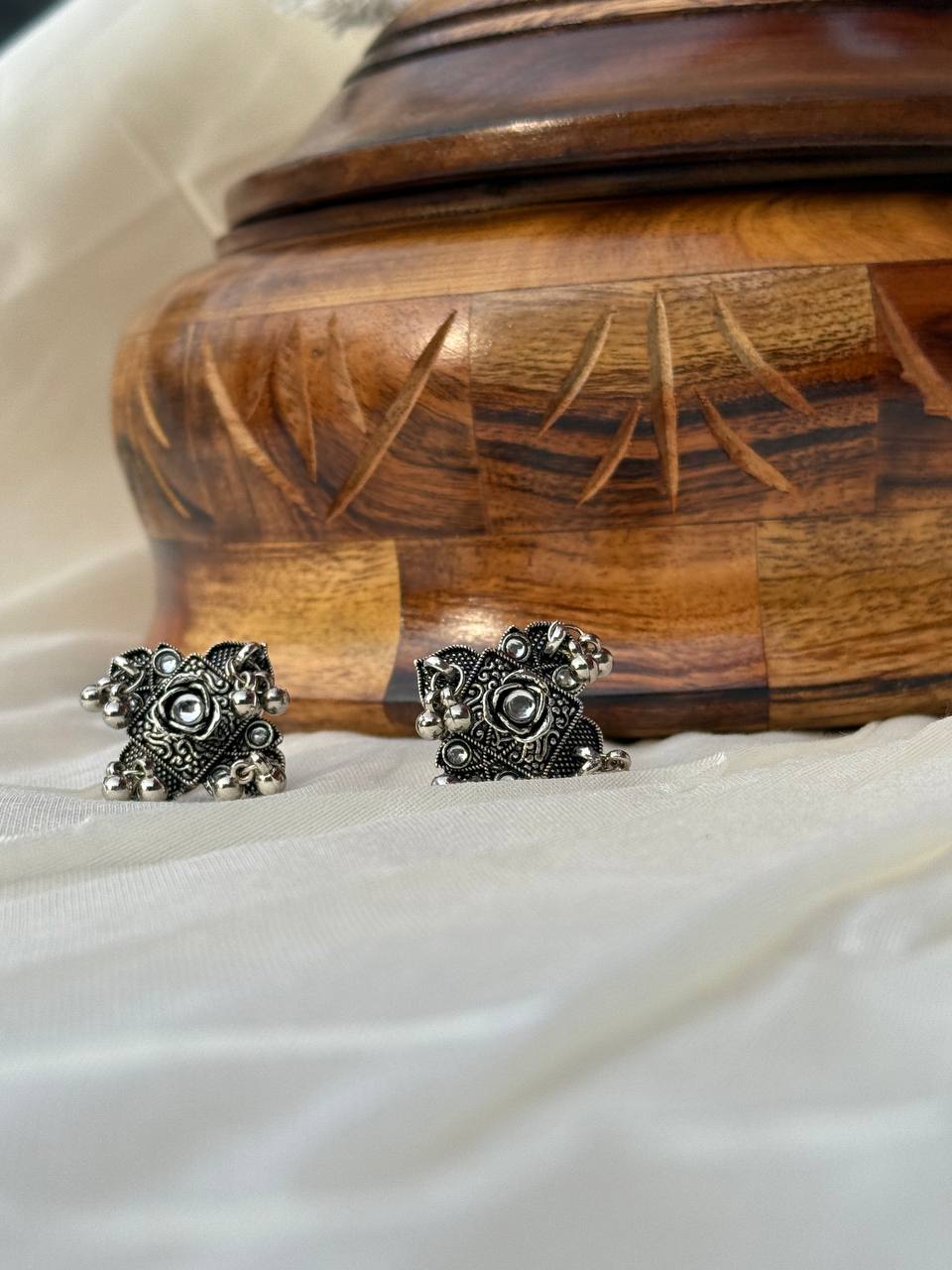 Gulab Patrika Ring For Women