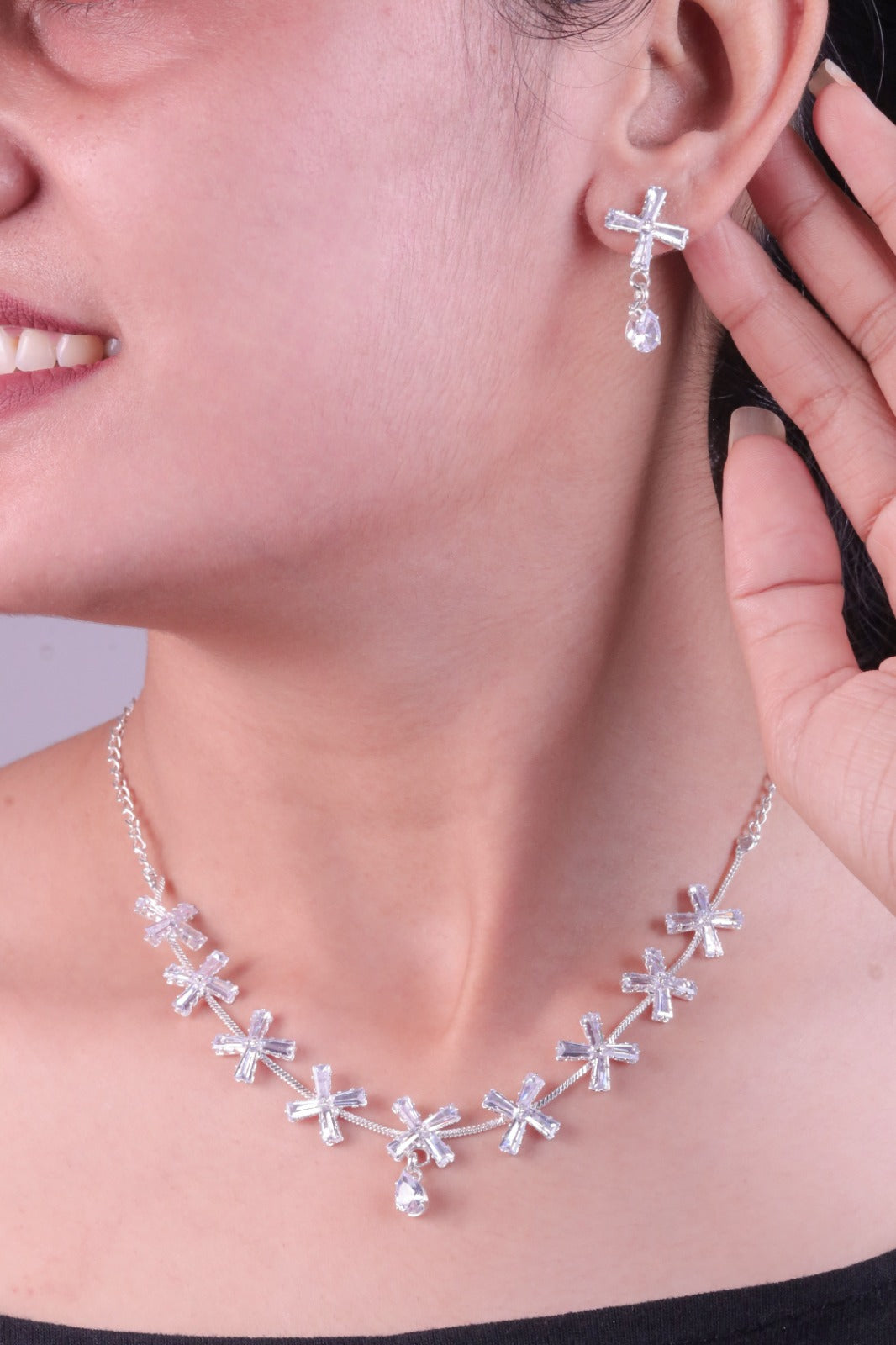 Cross Shine Diamond Set For Women